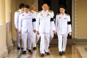 Read more about the article Thailand’s Prime Minister Calls Early Election Amid Unrest