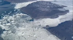 Read more about the article What Are Glaciers and Why Are They Melting?