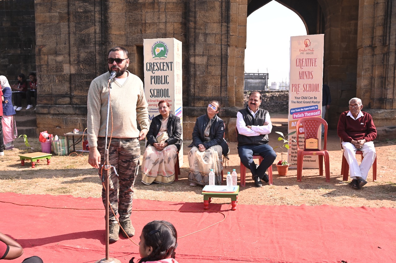 You are currently viewing Suprabhat Heritage Milan: Students and Parents Explore the Glorious History of Ballarpur Fort