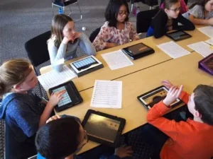 Read more about the article Schools Study How Tablets and E-Books Are Changing Homework Habits