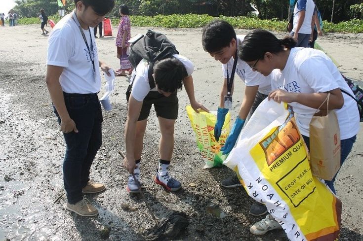 You are currently viewing Clean-Up Drives Teach Children the Importance of Keeping Public Places Clean
