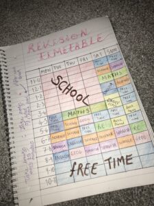 Read more about the article Using Revision Timetables Helps Students Stay Organized