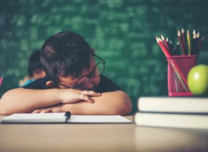 Read more about the article Getting Enough Sleep Helps Students Learn Better