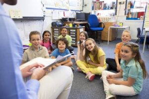 Read more about the article Using Storytelling Helps Students Remember Lessons Better