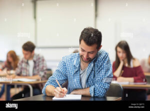 Read more about the article Taking Notes During Class Helps Students Learn Better