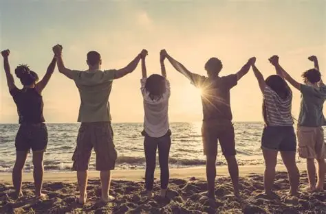 You are currently viewing Helping Others Builds Kindness and Strong Friendships