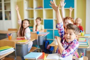 Read more about the article Listening Carefully in Class Helps Students Understand Lessons Better