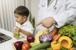 Read more about the article Doctors Encourage Healthy Eating Habits for Children